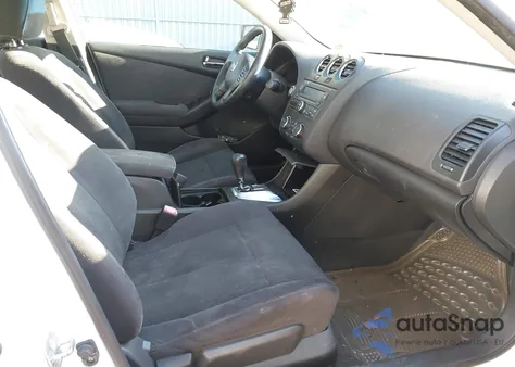 2011 Nissan Altima 2.5 S z USA, uszkodzony, nr VIN 1N4AL2AP0BN459320